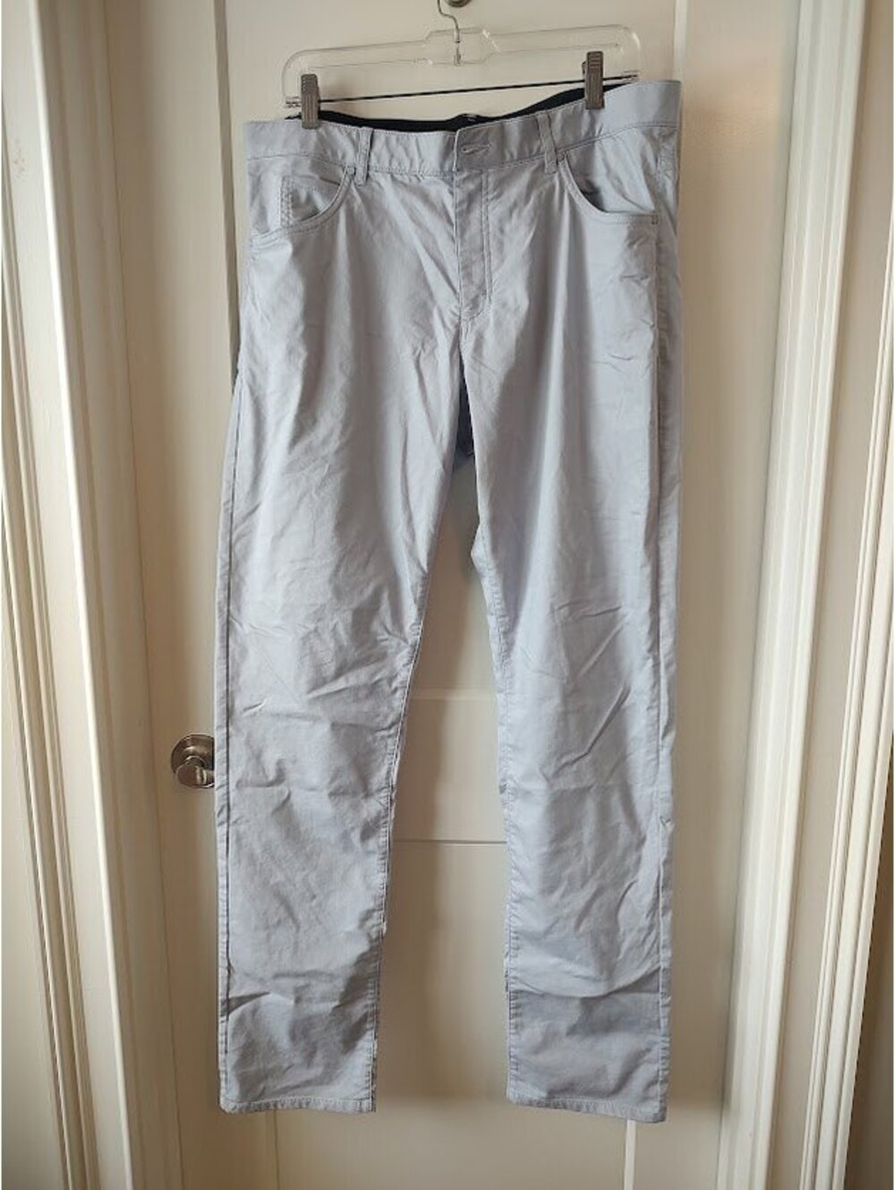 Nike Dri-FIT Slim Fit Pants Size 34x34 Light Gray